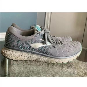 Brooks glycerin 17 athletic shoes women’s sz 10